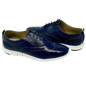Cole Haan Zerogrand women's Marine Blue Bubble Patent Wingtip Oxfords size 9